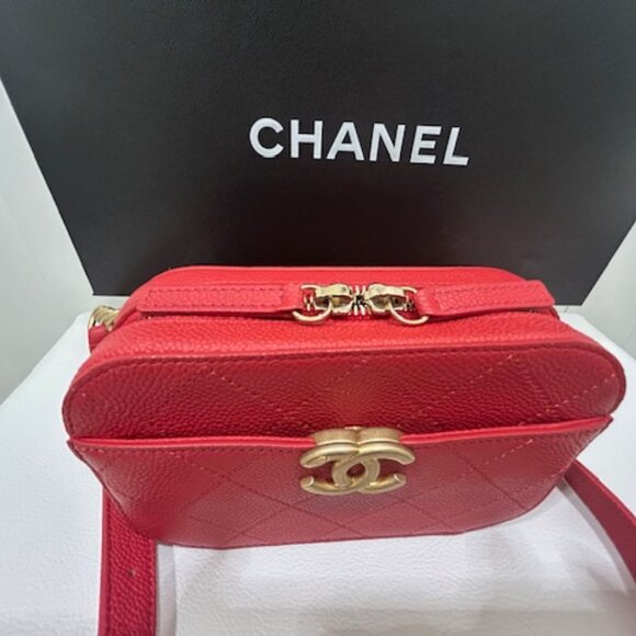 Chanel Red Quilted Caviar Leather Chic Affinity Belt Bag - Picture 4 of 16